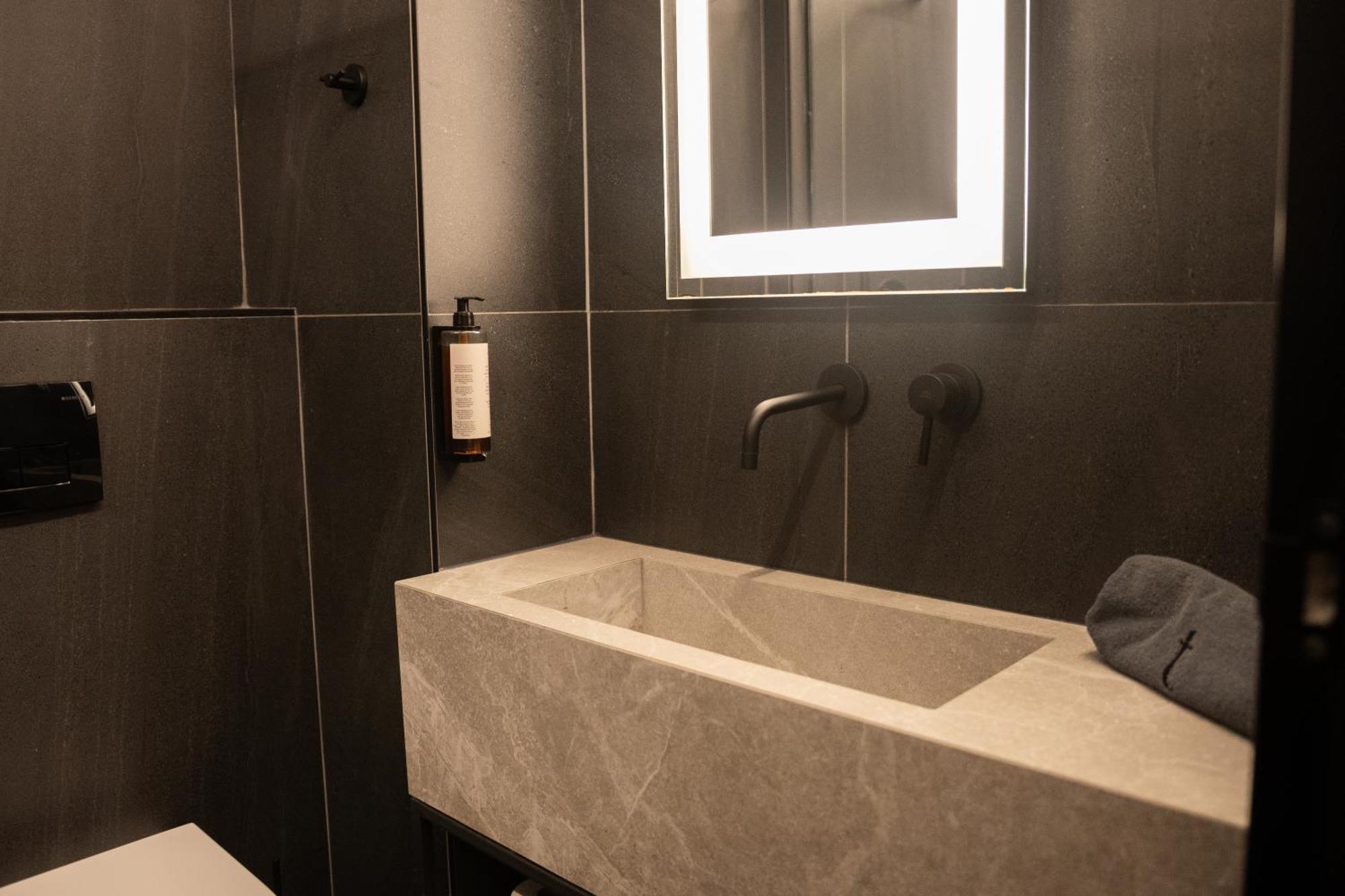 Taskou Luxury Suites Салоніки Екстер'єр фото