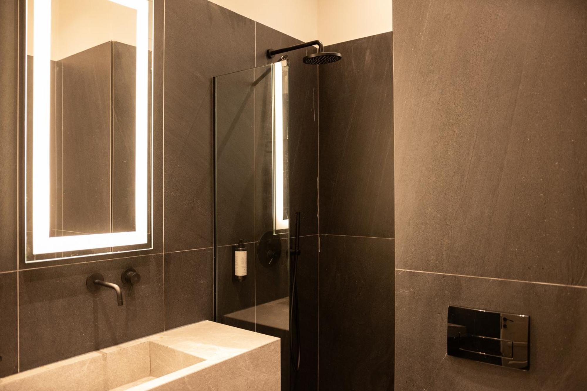 Taskou Luxury Suites Салоніки Екстер'єр фото